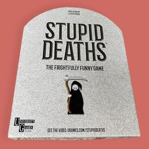 💀 NWOT STUPID DEATHS FRIGHTFULLY FUNNY GAME URBAN OUTFITTERS SOLD OUT
